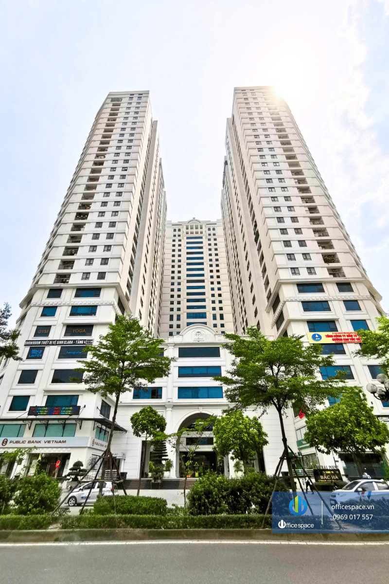 Central Point Building