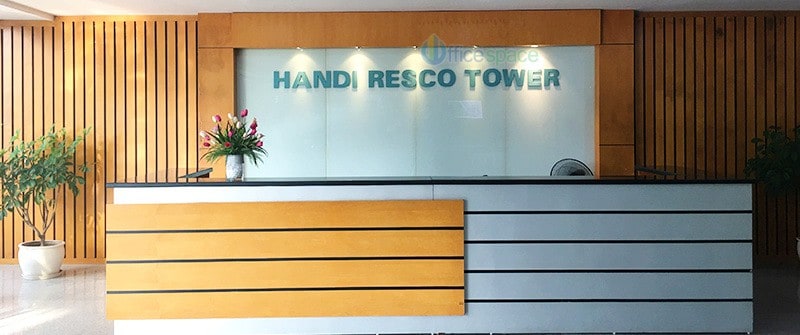 Tòa nhà Handi Resco có vị trí đắc địa bậc nhất khu vực