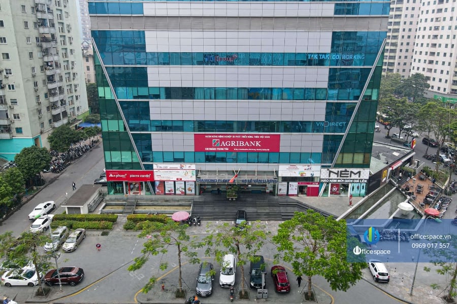Khuôn viên quanh Tòa nhà Diamond Flower Tower Lê Văn Lương Officespace