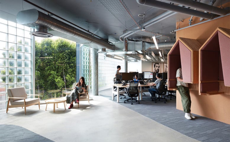 Không gian làm việc tại văn phòng của Airbnb