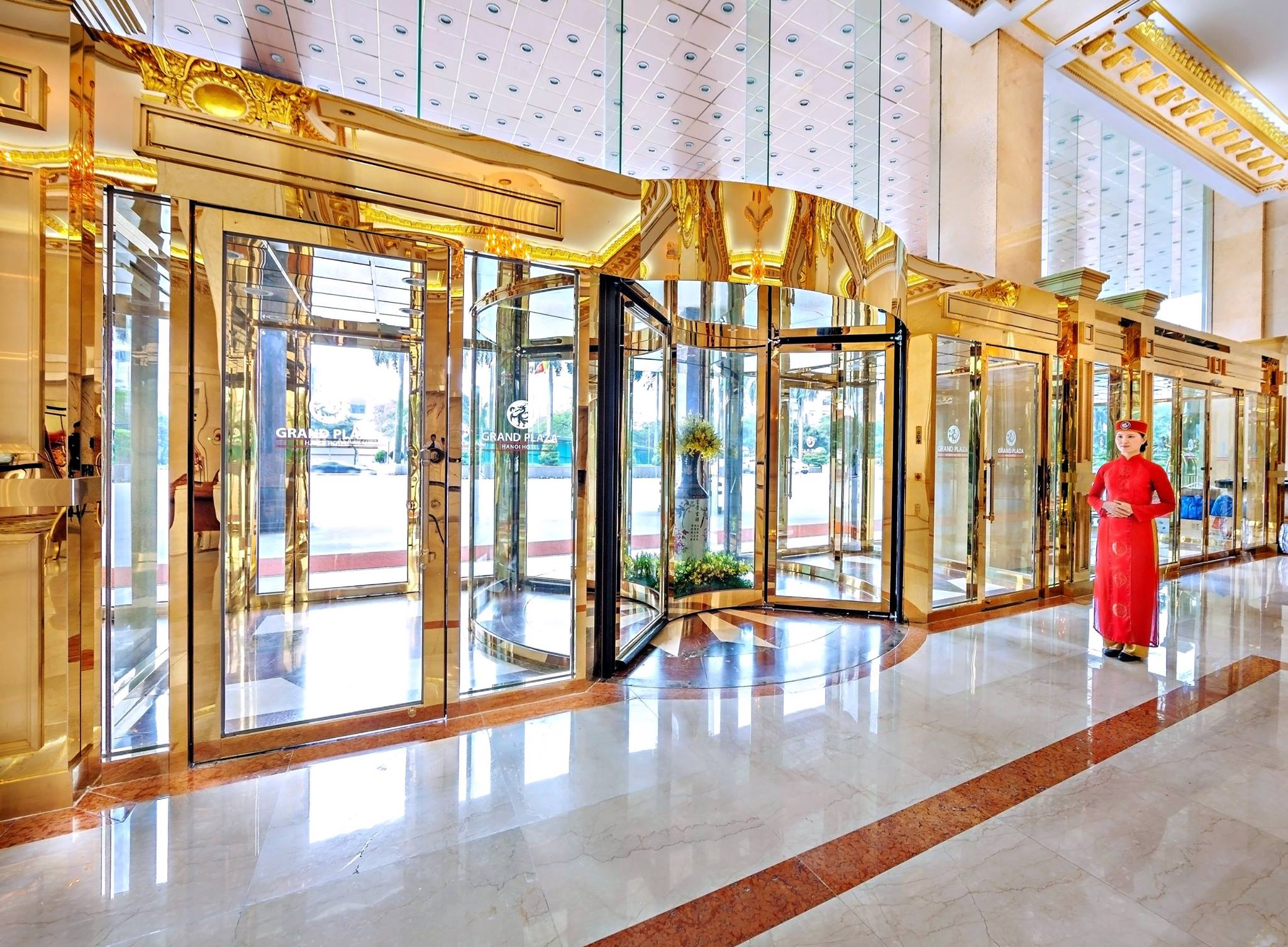 grand-plaza-hanoi-sanh-1