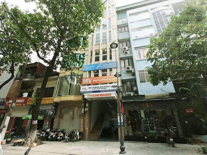 Tòa nhà TAF building có vị trí hoàn hảo mặt đường Bà Triệu