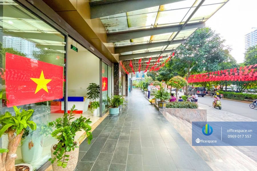 90 Nguyen Tuan Building 3 Officespace offers office floor for lease at 90 Nguyen Tuan Building